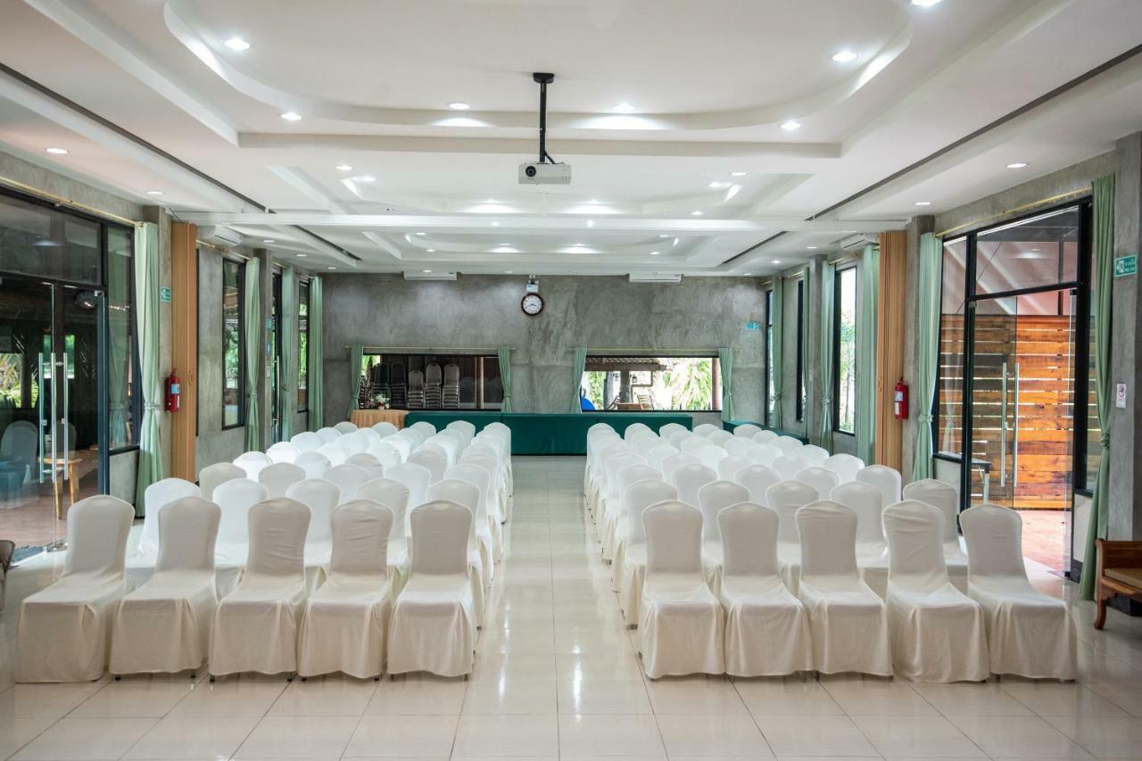 Oyo 351 Palmsuay Resort Khao Saming Экстерьер фото